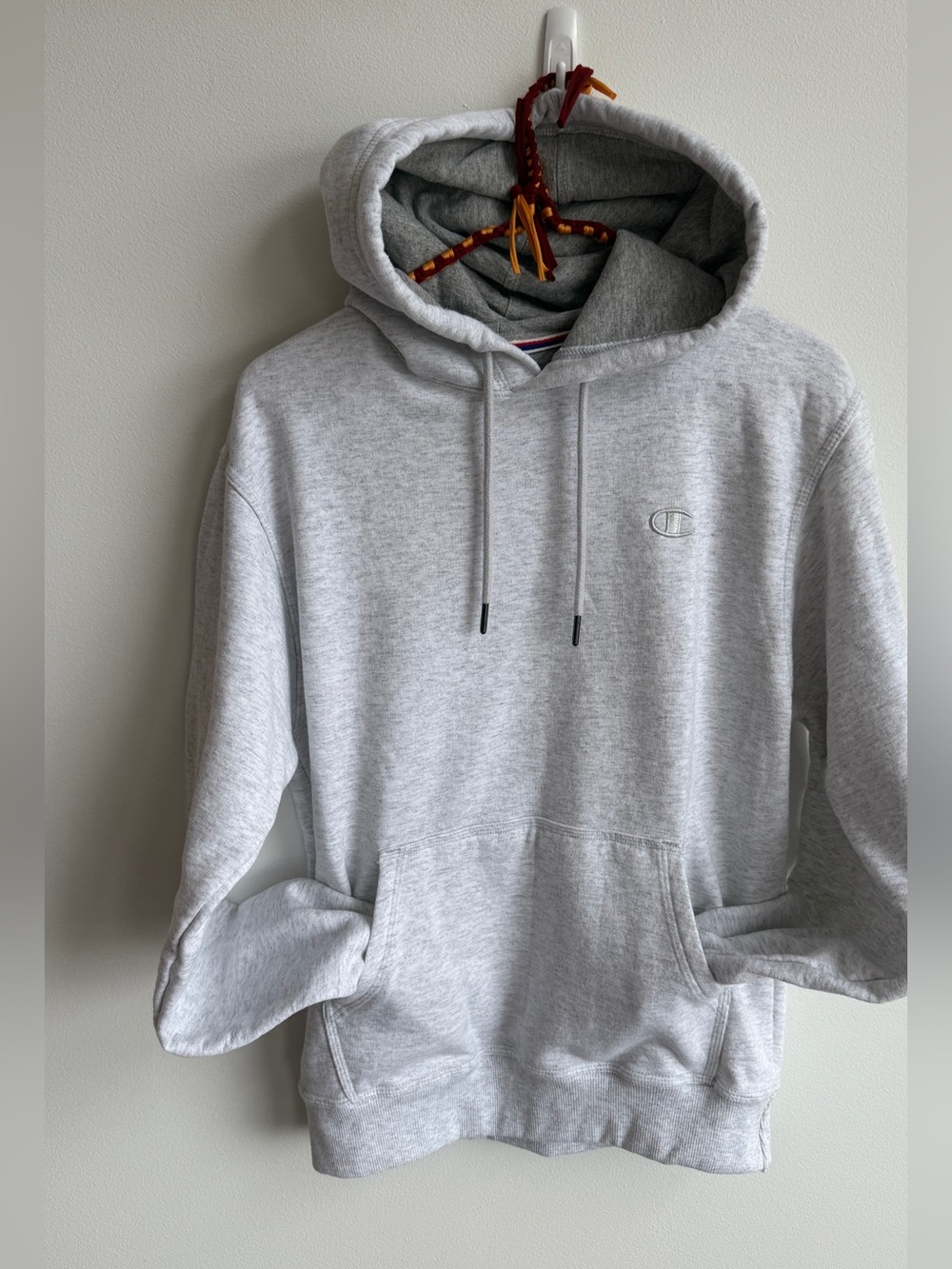 Small Champion kangaroo hoodie
Small